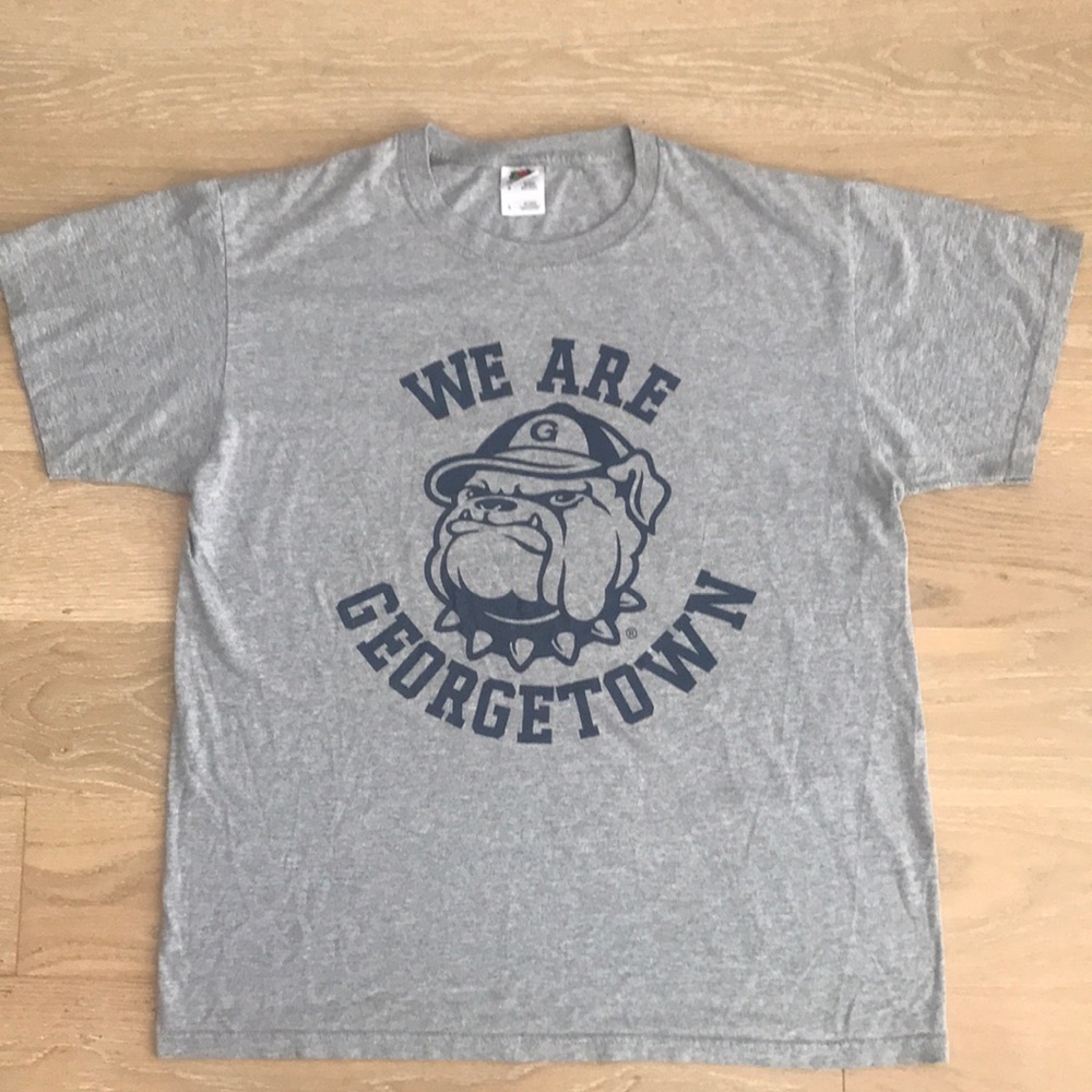 *SOLD* Georgetown College Shirt